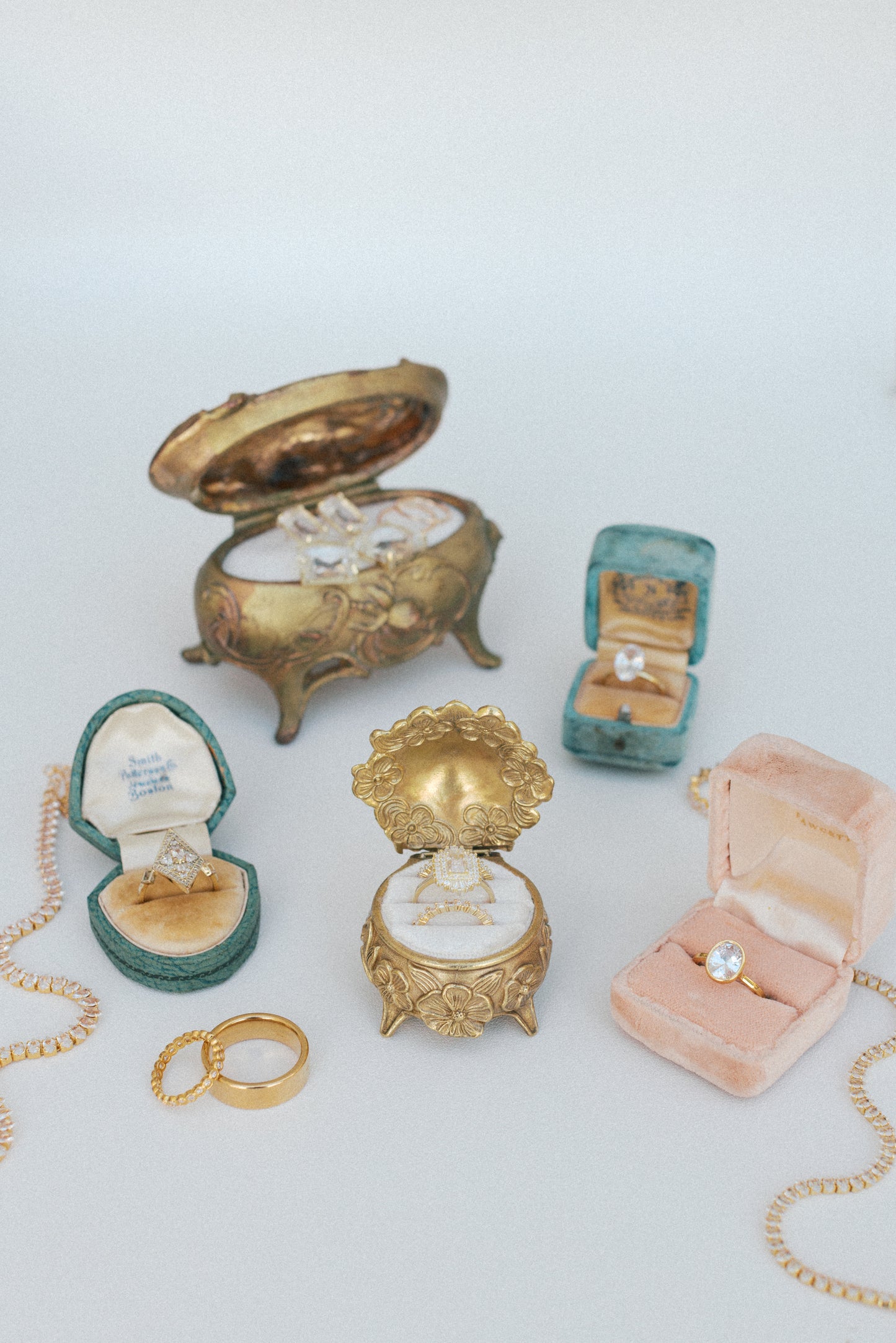 Heirloom jewelry box