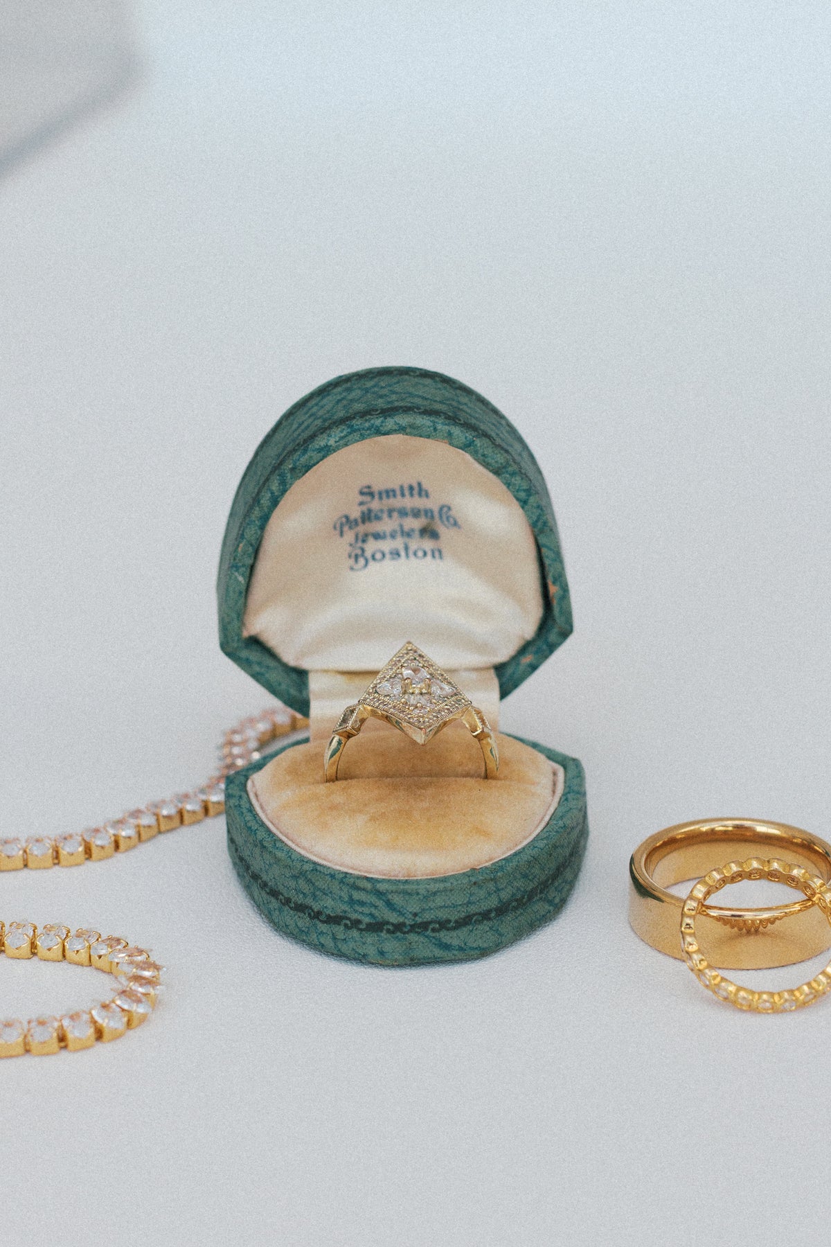 Heirloom jewelry box