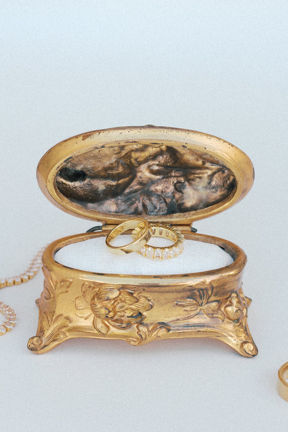 Heirloom jewelry box