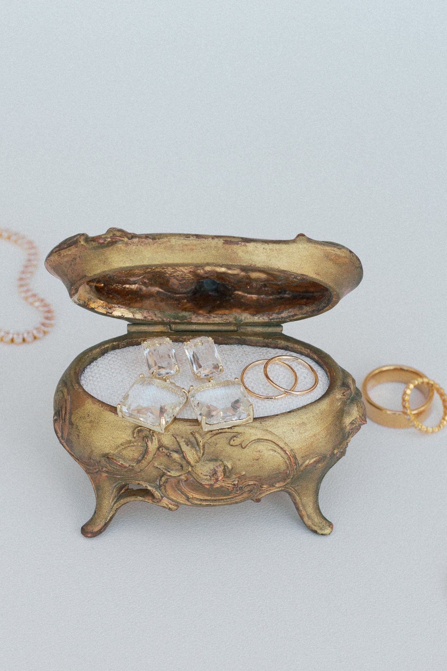 Heirloom jewelry box