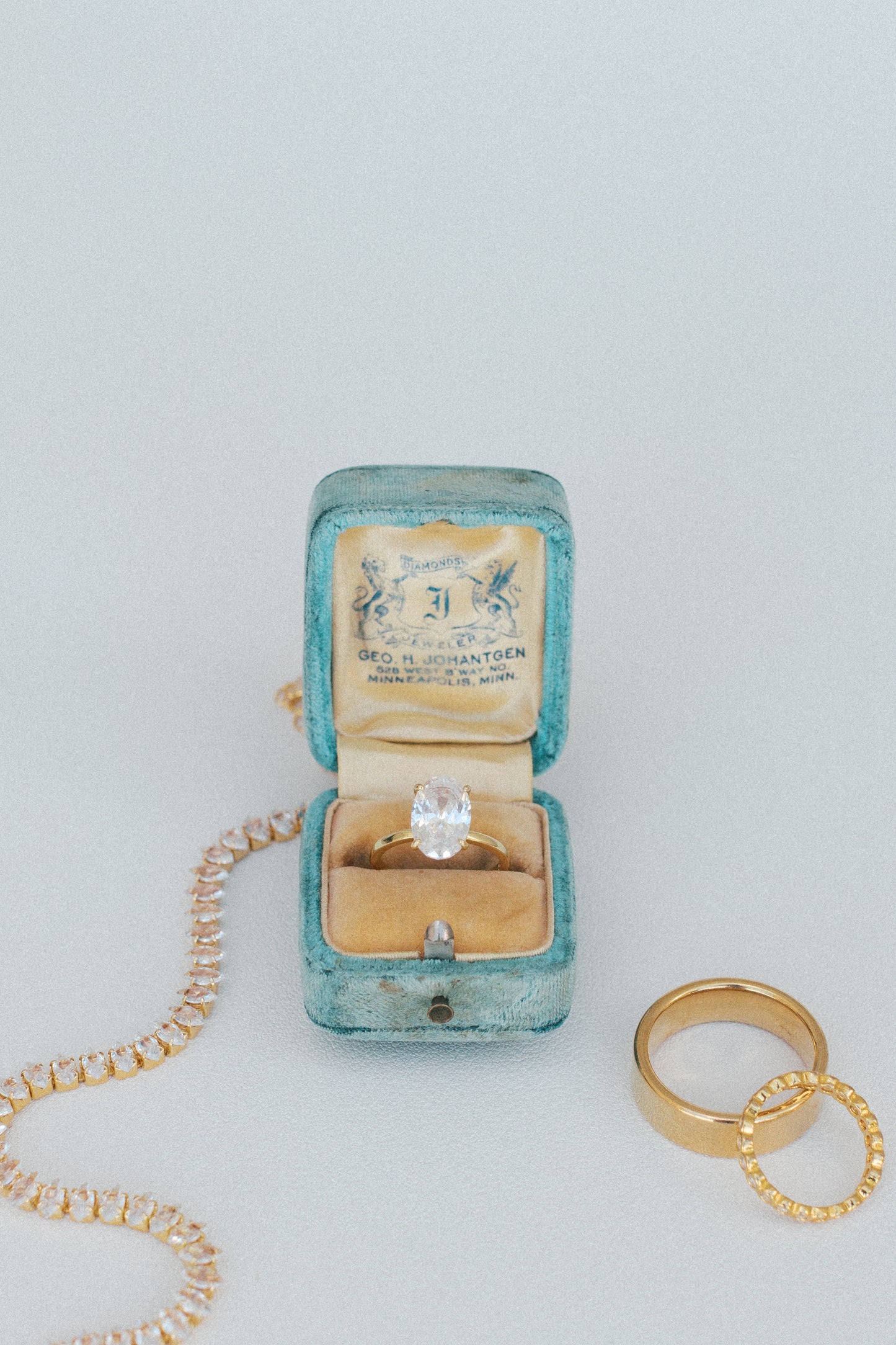 Heirloom jewelry box