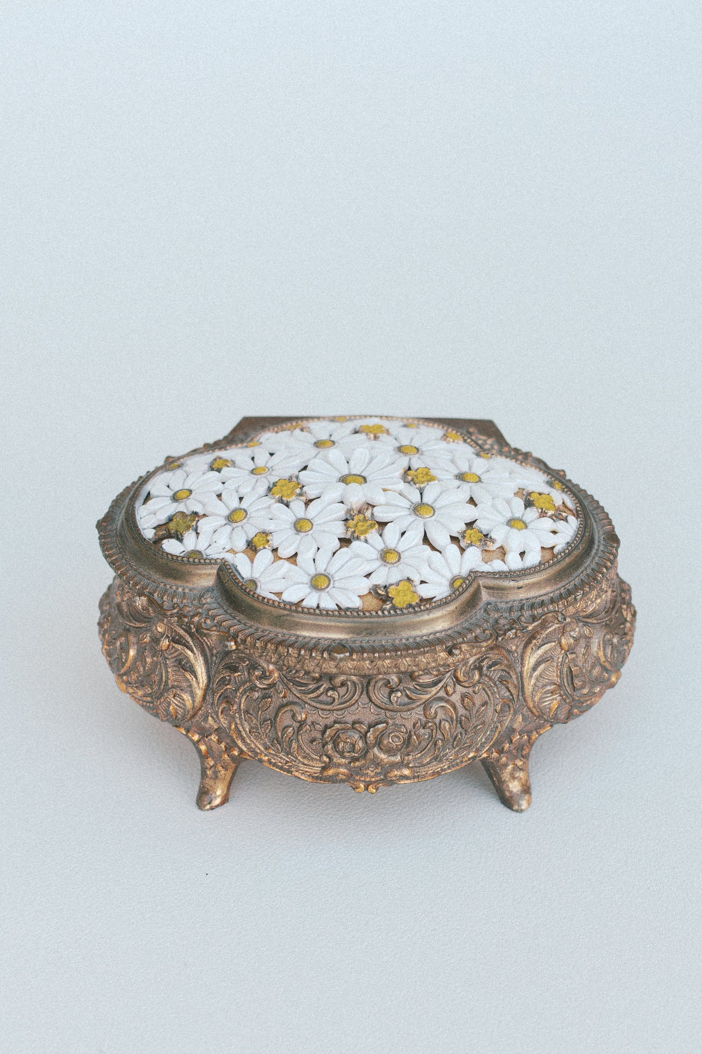 Heirloom jewelry box