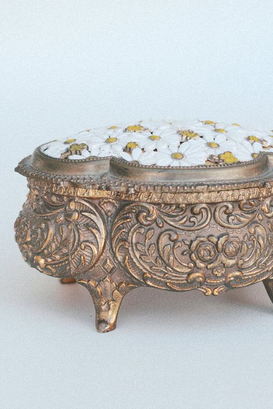 Heirloom jewelry box