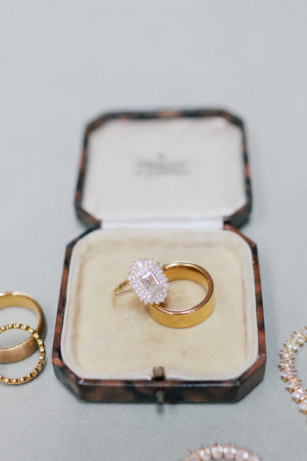 Heirloom jewelry box