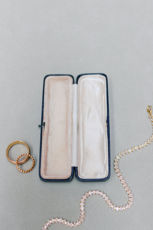 Heirloom jewelry box