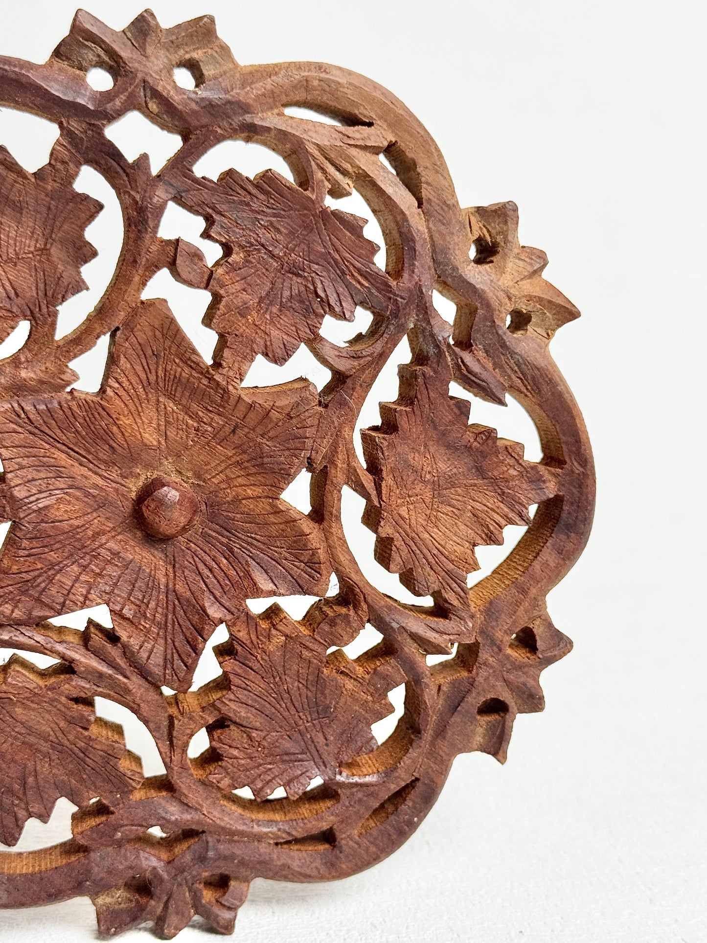 Vintage 1940s-50s Hand Carved Wood Trivet Maple Leaf Black Forest Style 6"