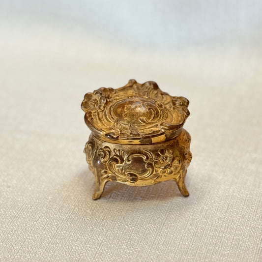Heirloom jewelry box