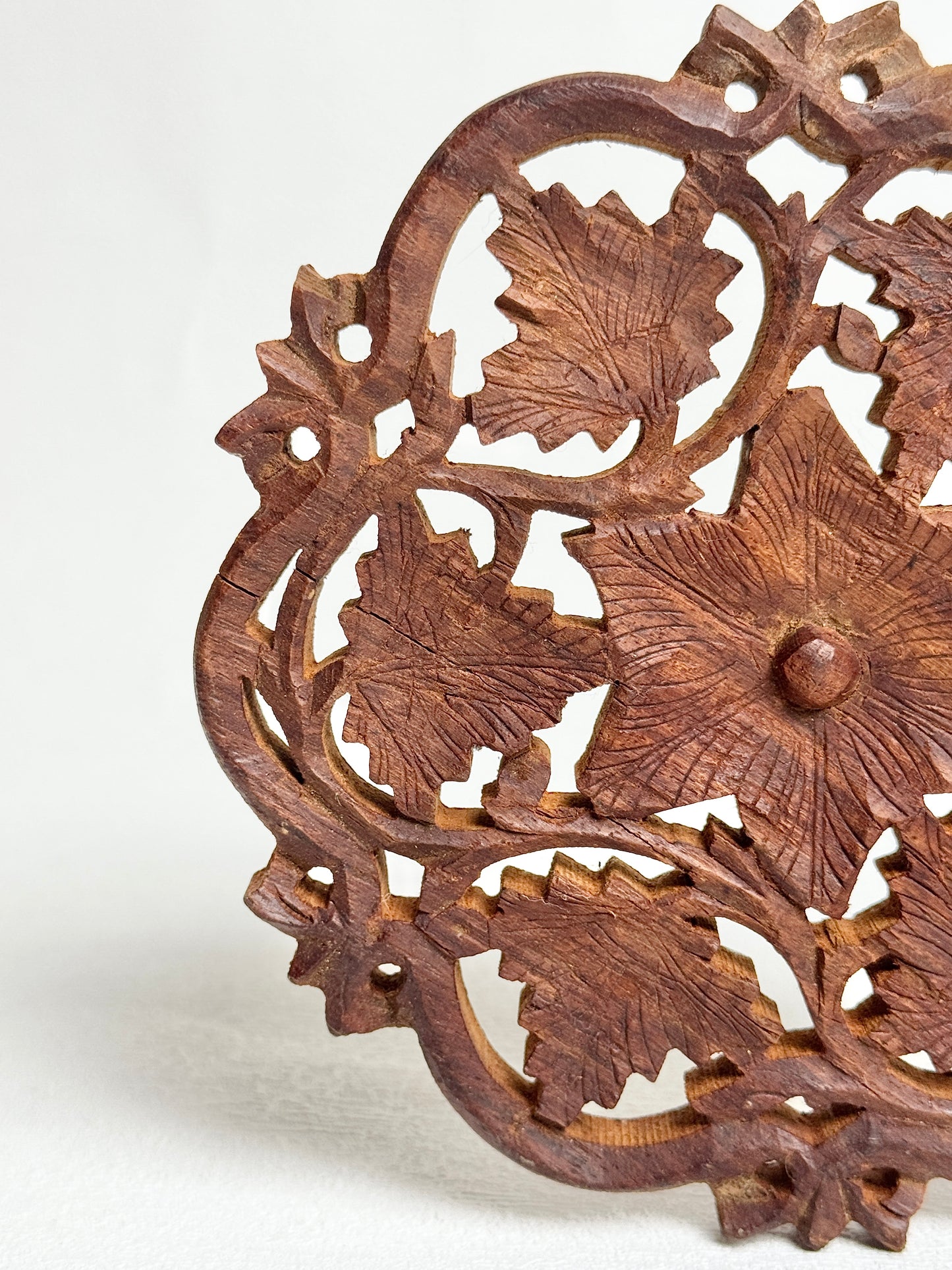 Vintage 1940s-50s Hand Carved Wood Trivet Maple Leaf Black Forest Style 6"