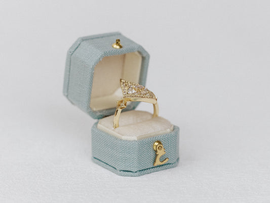 Traverse Bay & Dove Radiant Georgian Ring Box