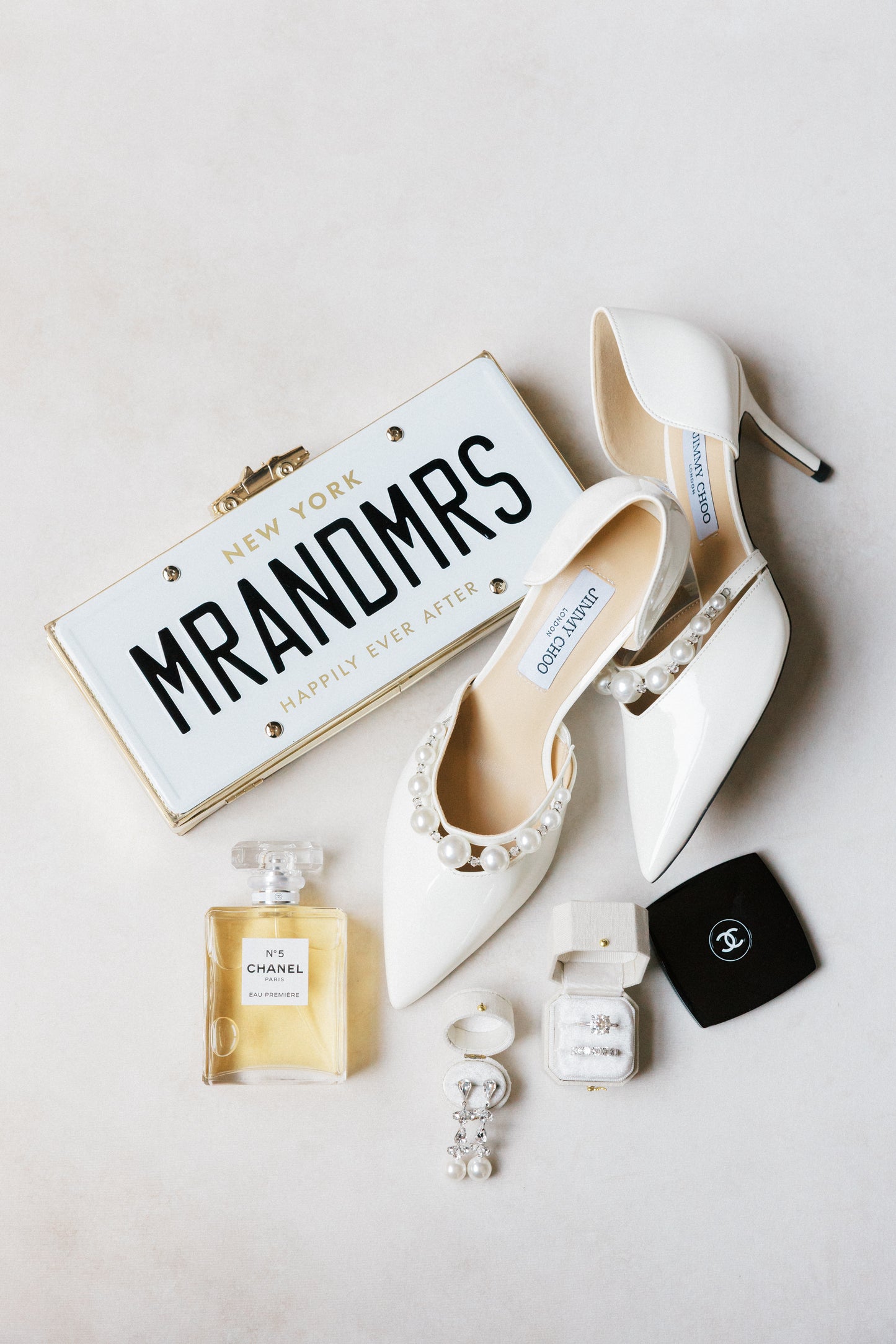 Georgian Oval Ring Box in Dove Linen – Vintage Wedding Ring Box for Flat Lay Photography