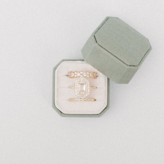 Light Sage and Dove Heritage Linen Ring Box (Copy)
