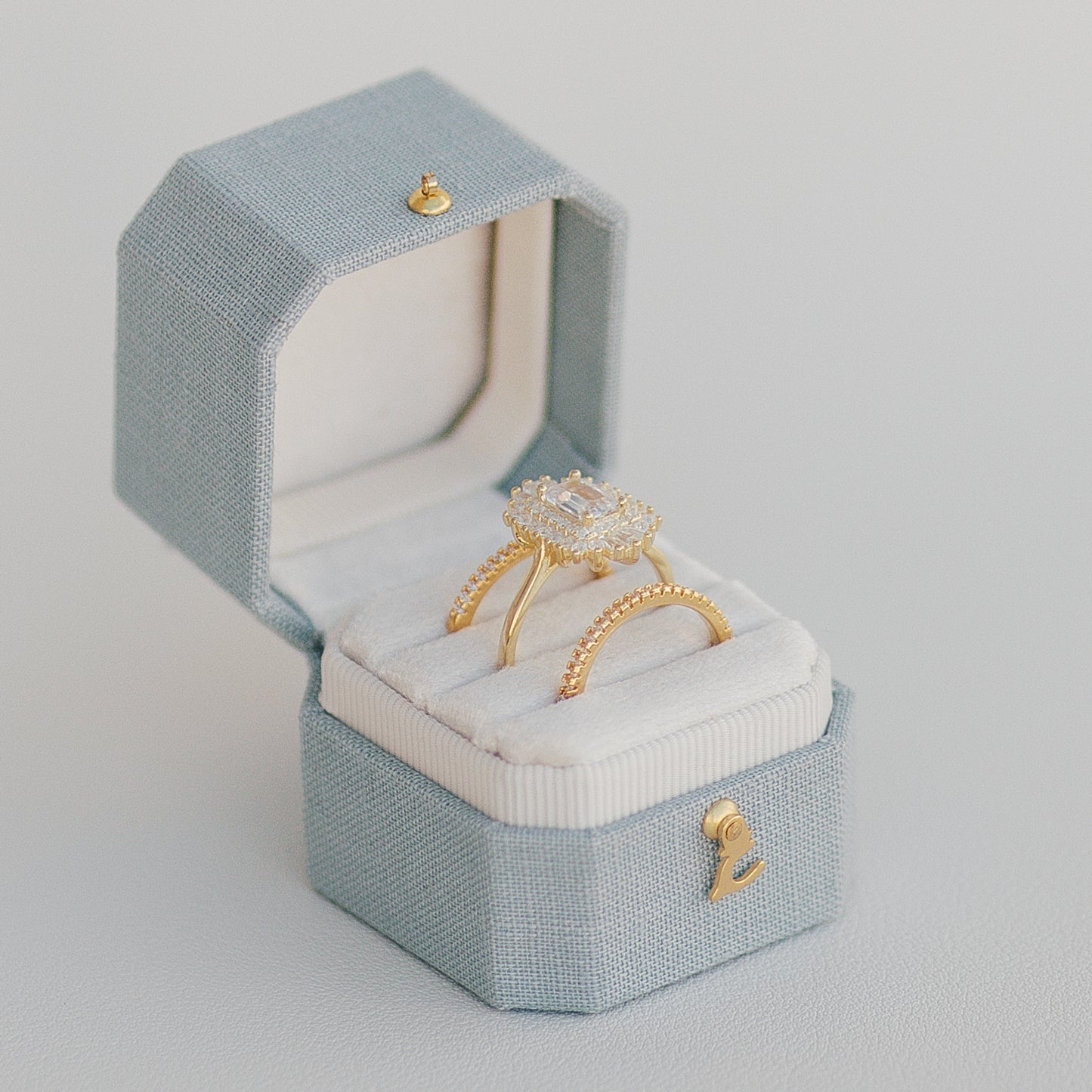 Hydrangea Radiant Legacy Georgian Ring Box