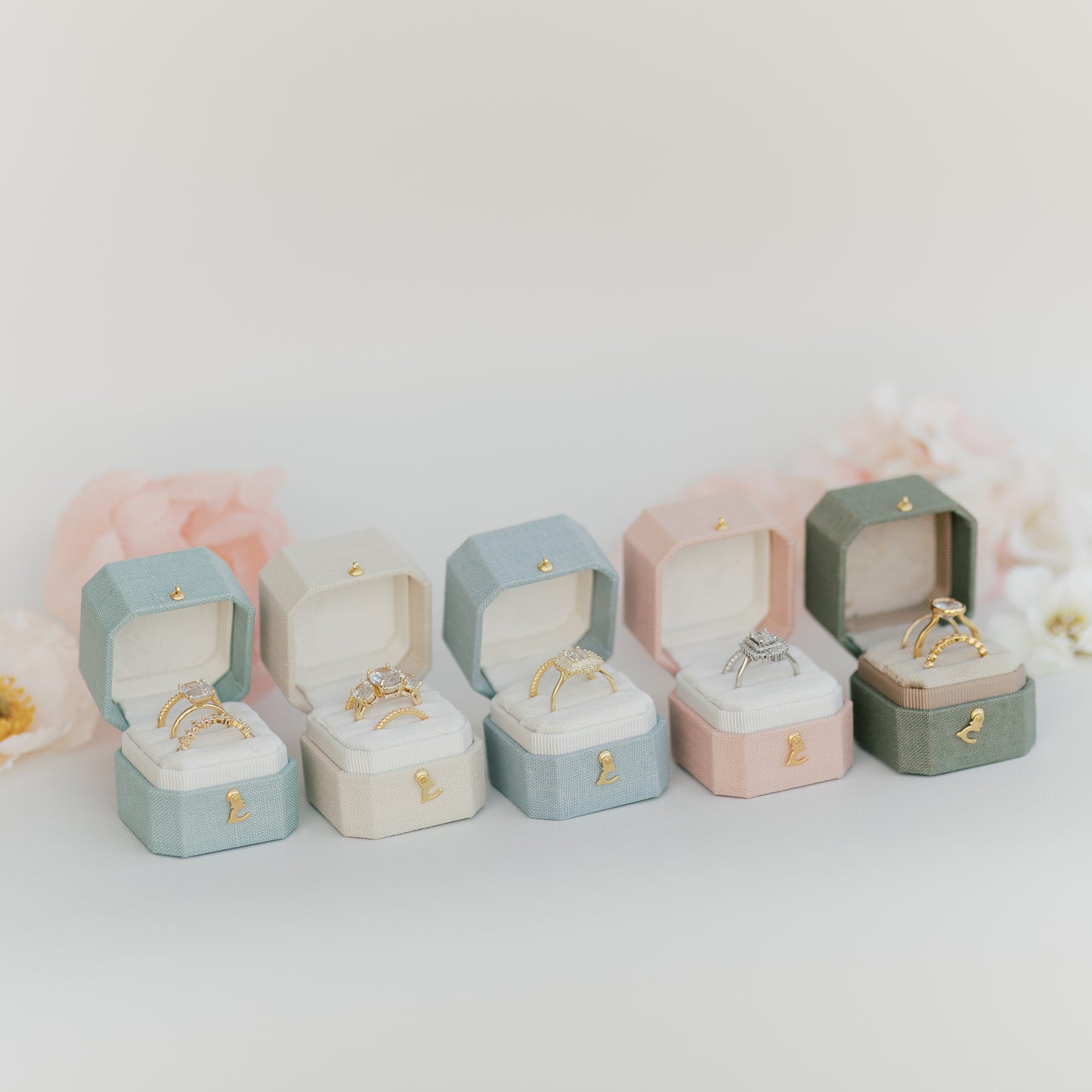 Hydrangea Radiant Legacy Georgian Ring Box