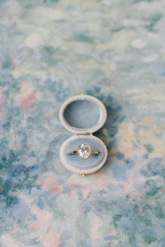 Georgian Oval Ring Box in Dove & Hydrangea Linen – Vintage Wedding Ring Box for Flat Lay Photography
