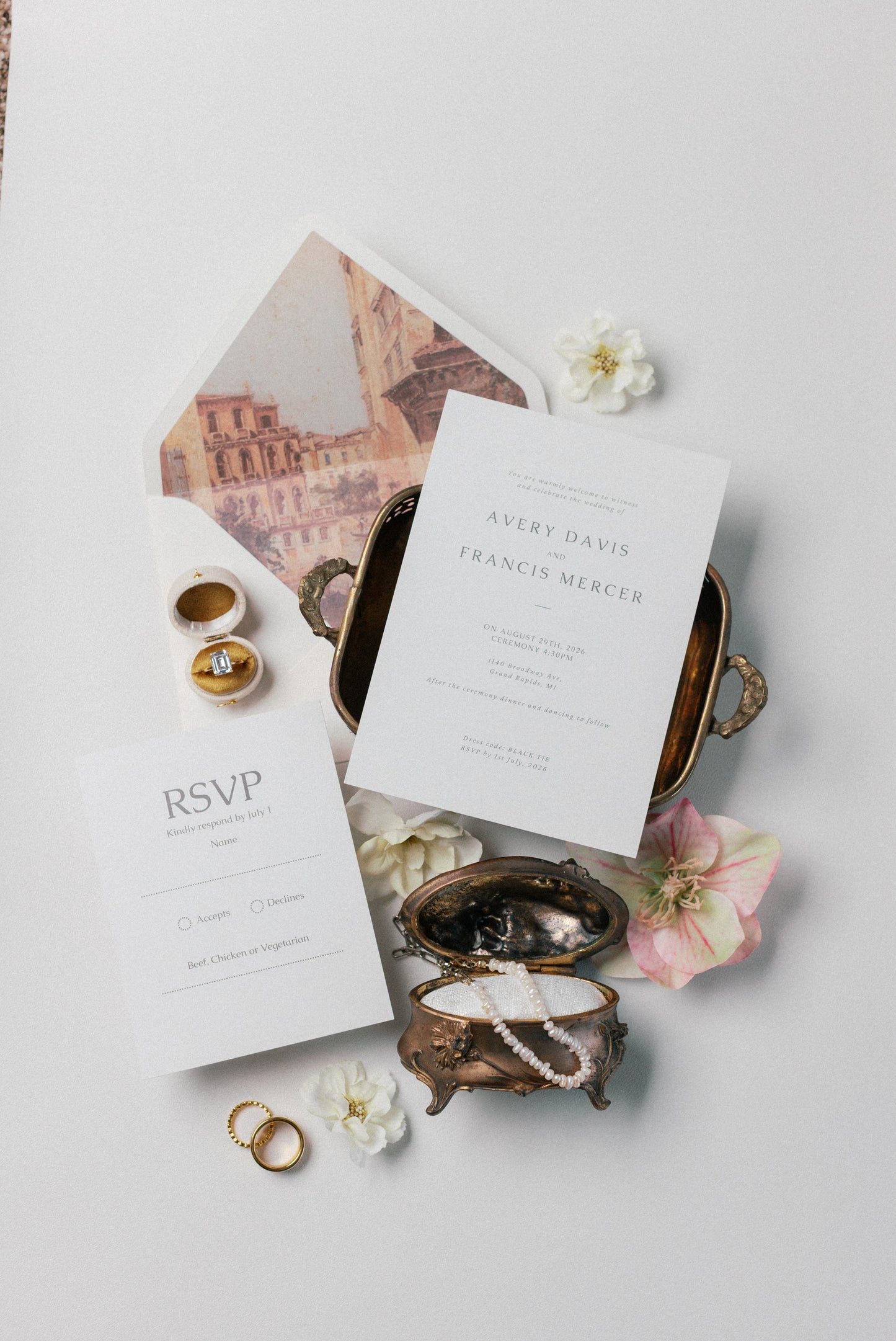 Heirloom jewelry box