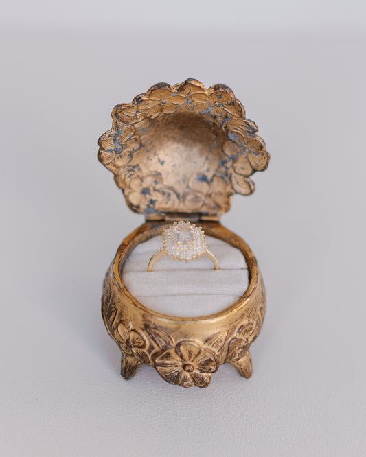 Vintage Jewelry Holder