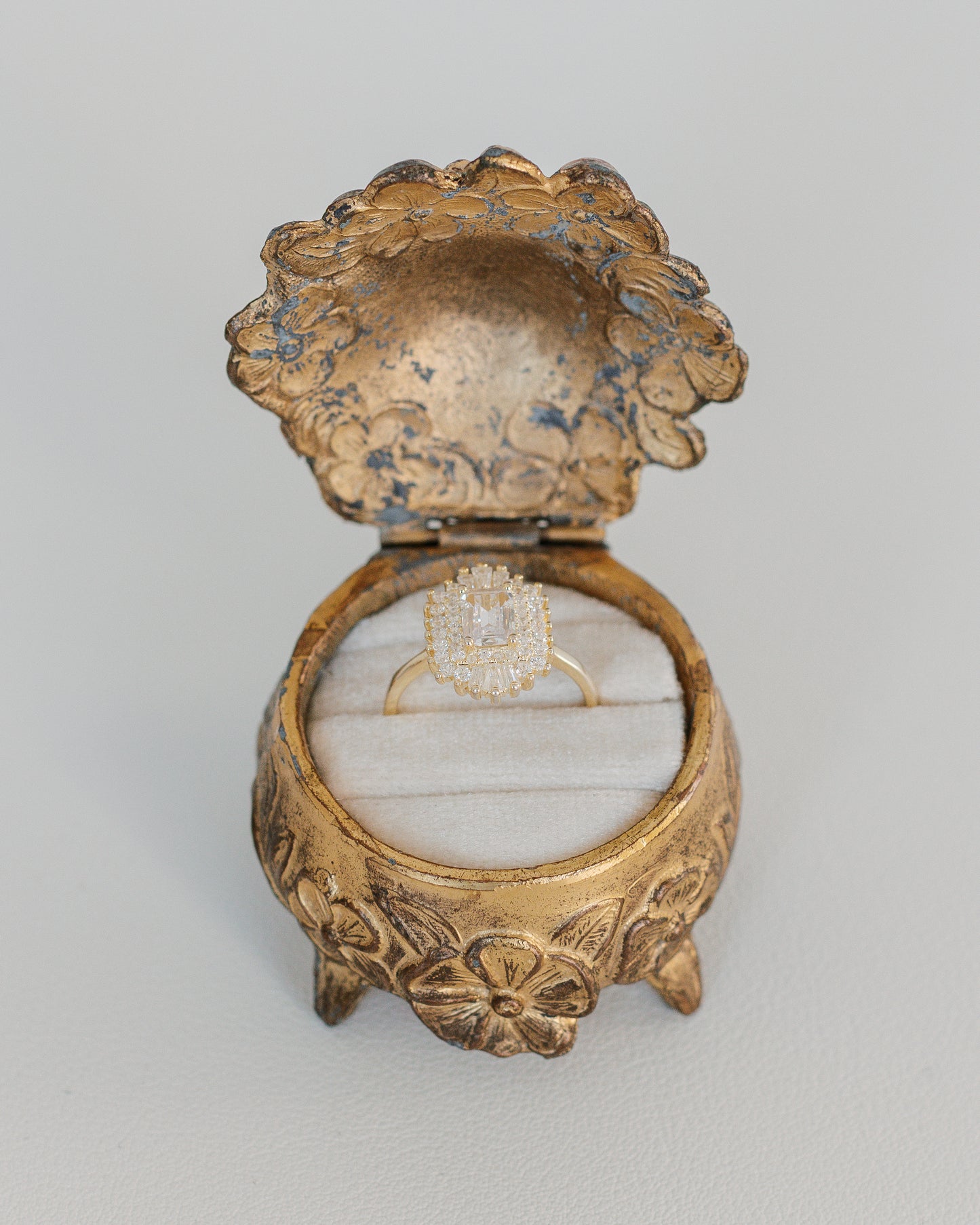 Vintage Jewelry Holder