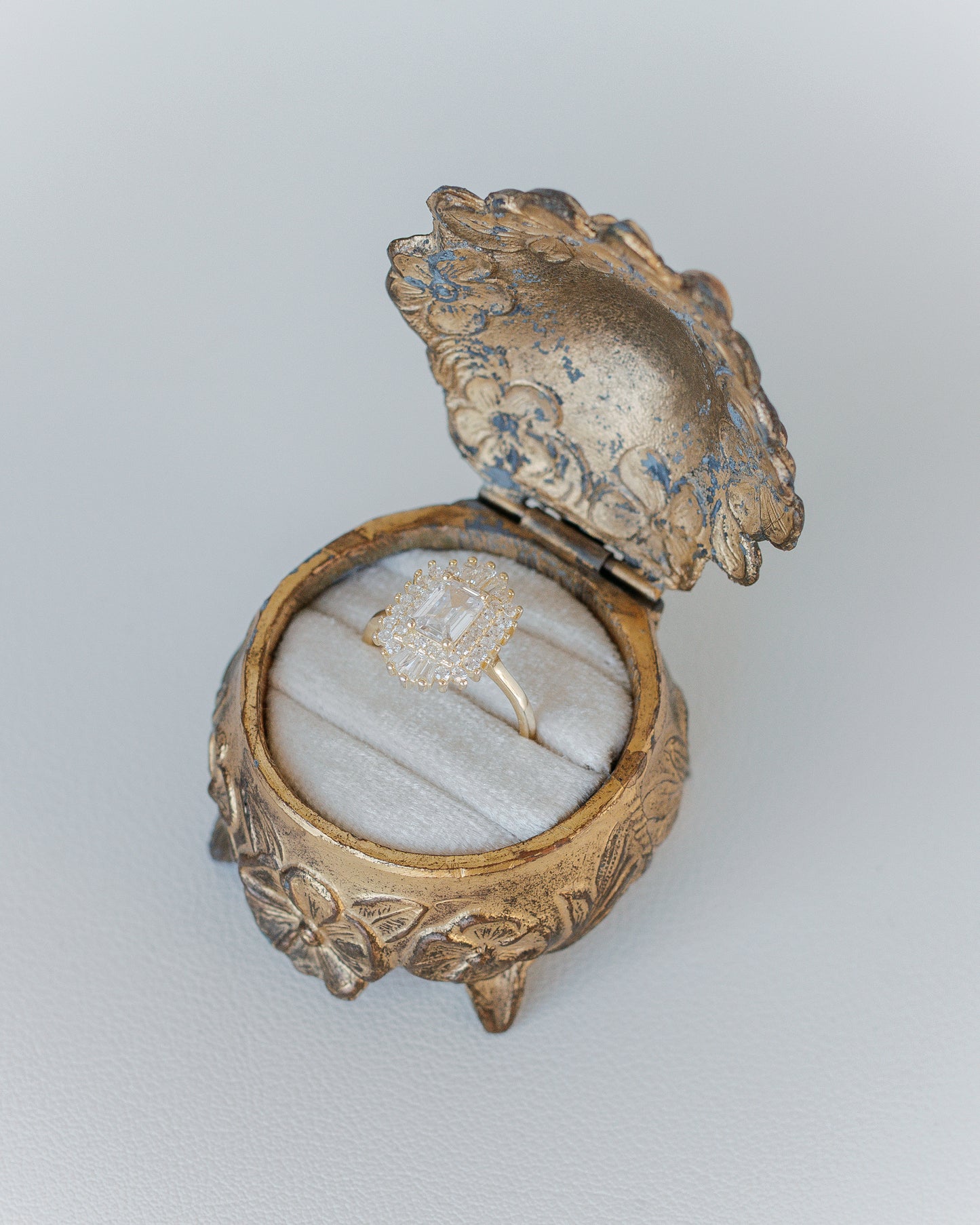 Vintage Jewelry Holder