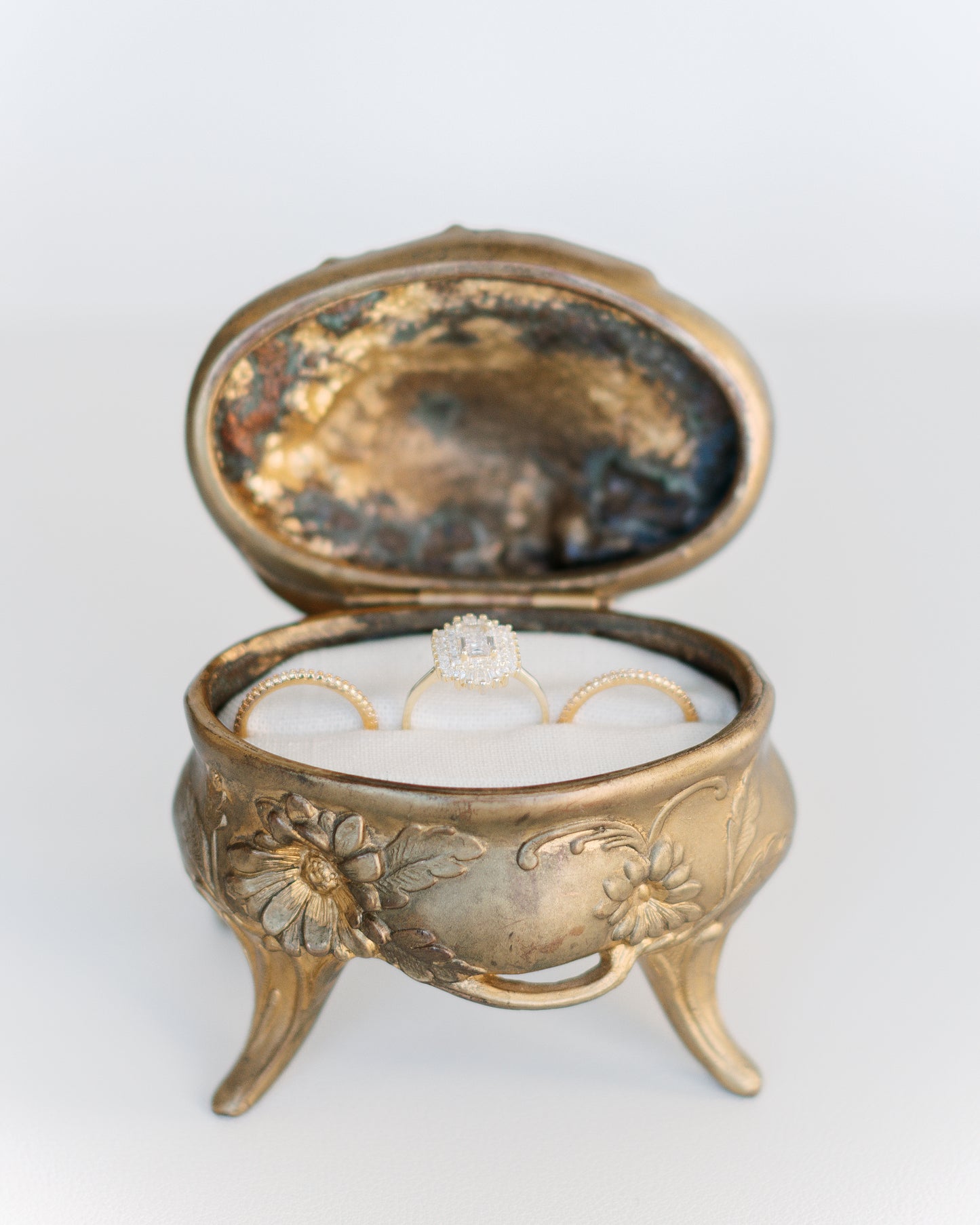 Vintage Jewelry Holder