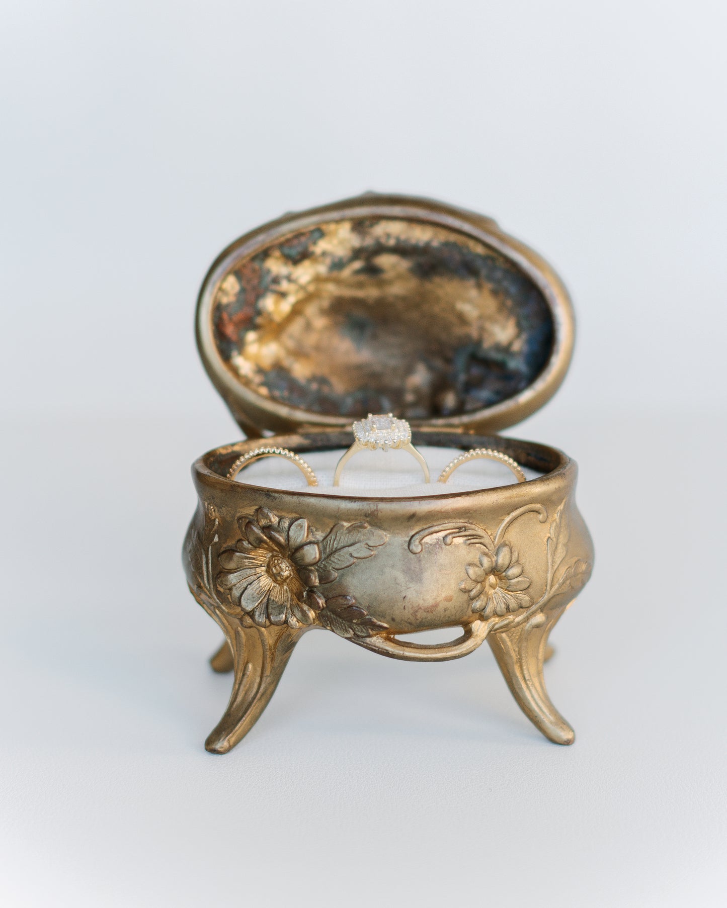 Vintage Jewelry Holder