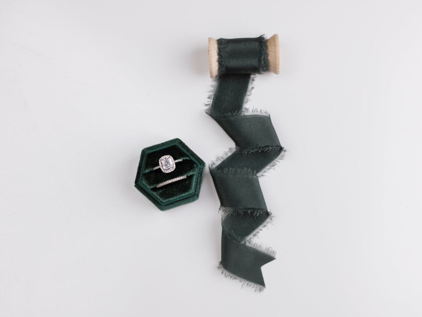 Fraiser Fir Silk Ribbon & Hexagon Velvet Ring Box Set