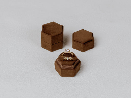 Chesnut Hexagon Velvet Ring Box