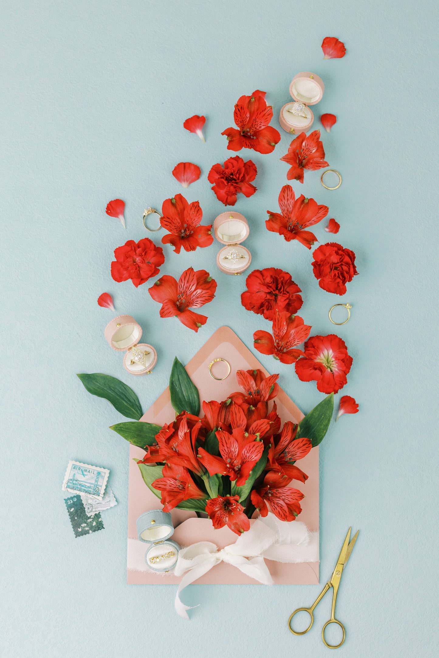 Acrylic Flower Holders & Risers